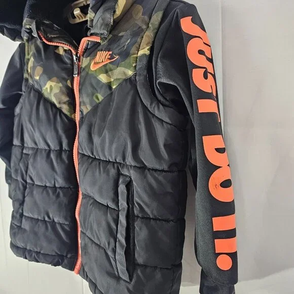 Nike Puffer Jacket Youth Small 4-5 Black Green Camouflage Kids Hoodie Vest Coat - Picture 8 of 10